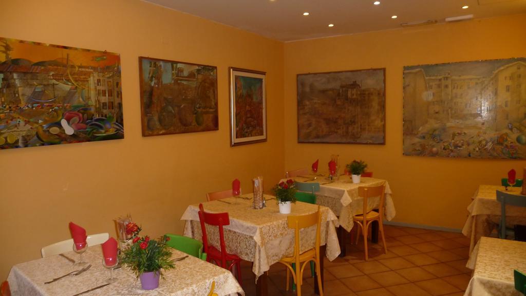 Albergo Ristorante Corsini Pavullo nel Frignano Dış mekan fotoğraf