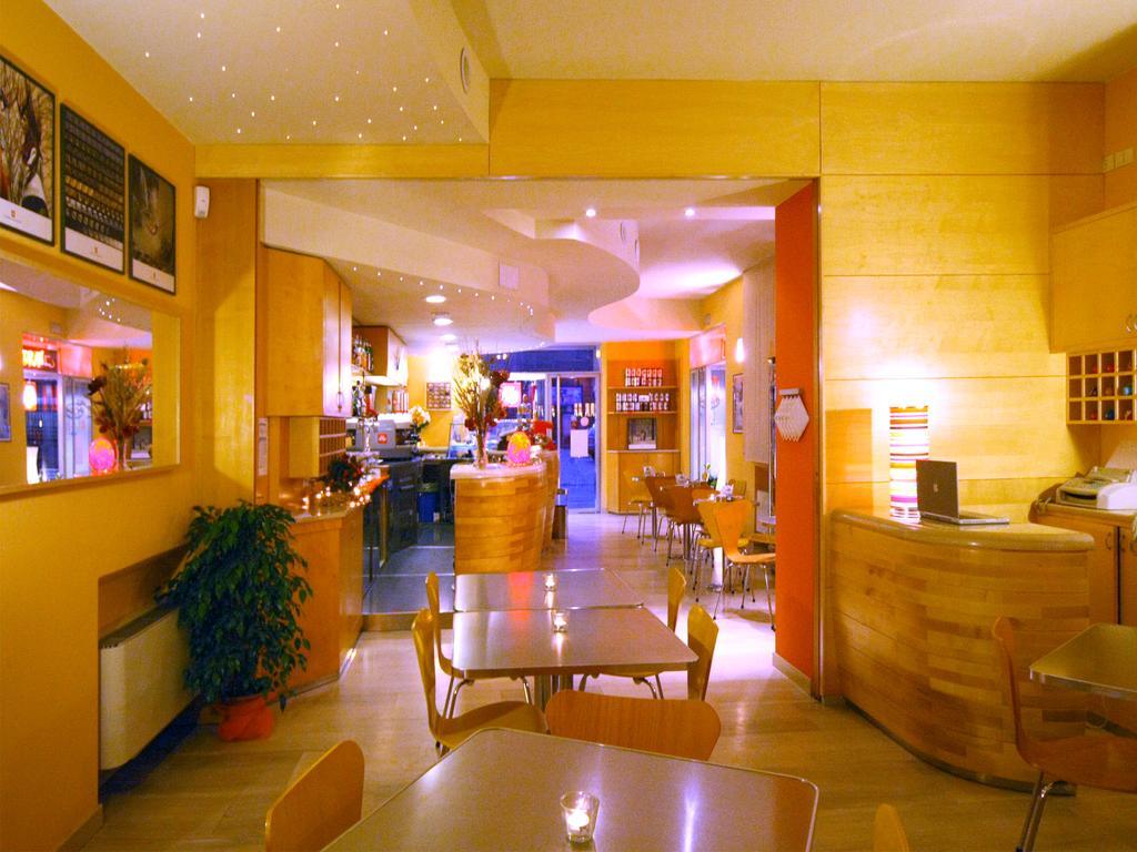 Albergo Ristorante Corsini Pavullo nel Frignano Dış mekan fotoğraf