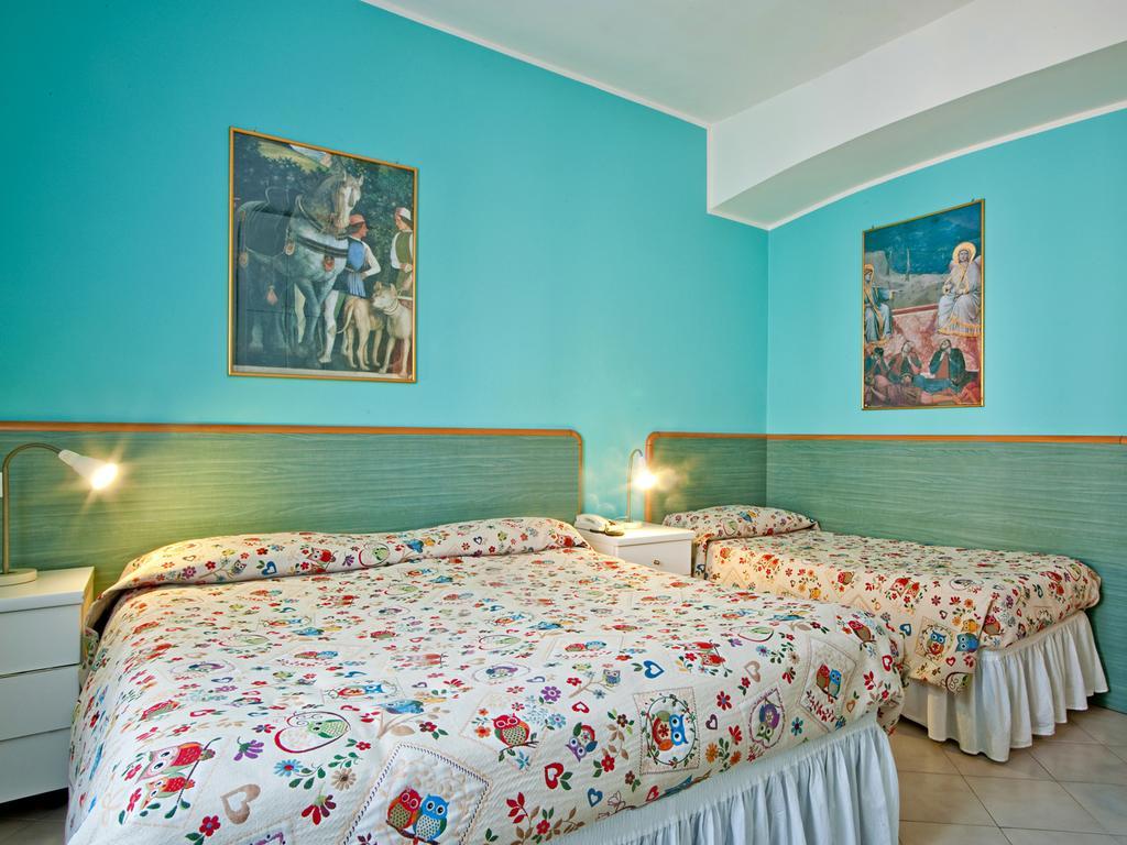 Albergo Ristorante Corsini Pavullo nel Frignano Oda fotoğraf